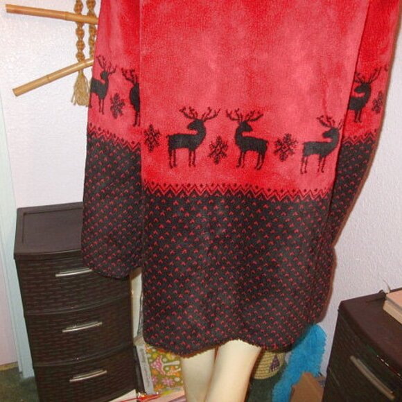 90s VTG Reversible Fleece Coat Size M High Pile Reindeer Toggle Hood Snowflakes - Picture 11 of 12